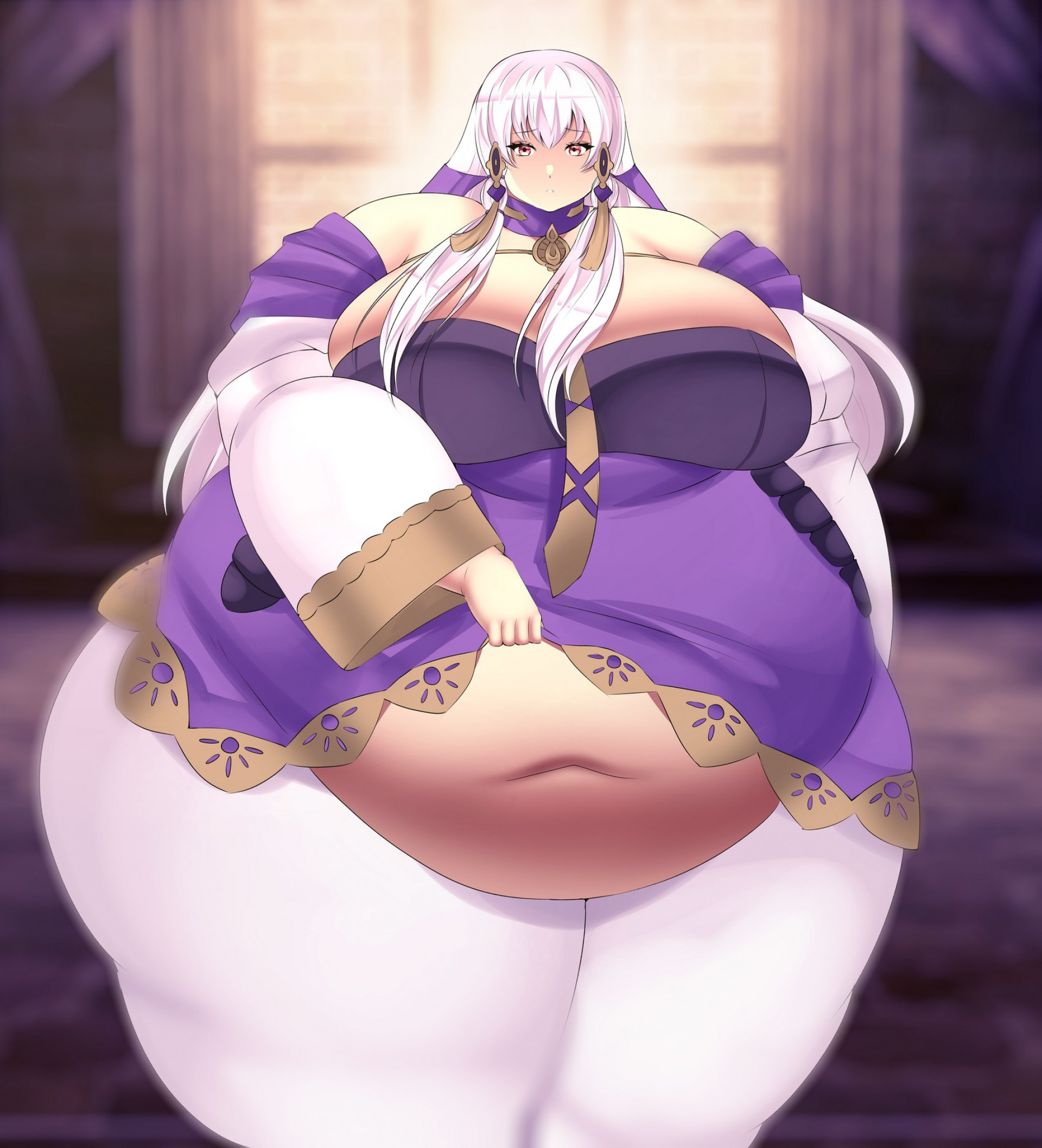 Лиситея - выглядывающий животик