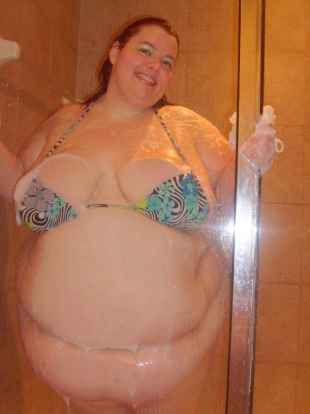 Showering SSBBW (62).jpg